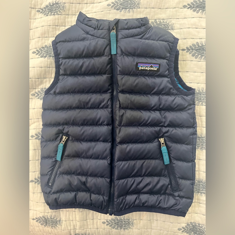 Patagonia toddler size 3t Navy Blue Puffer Vest